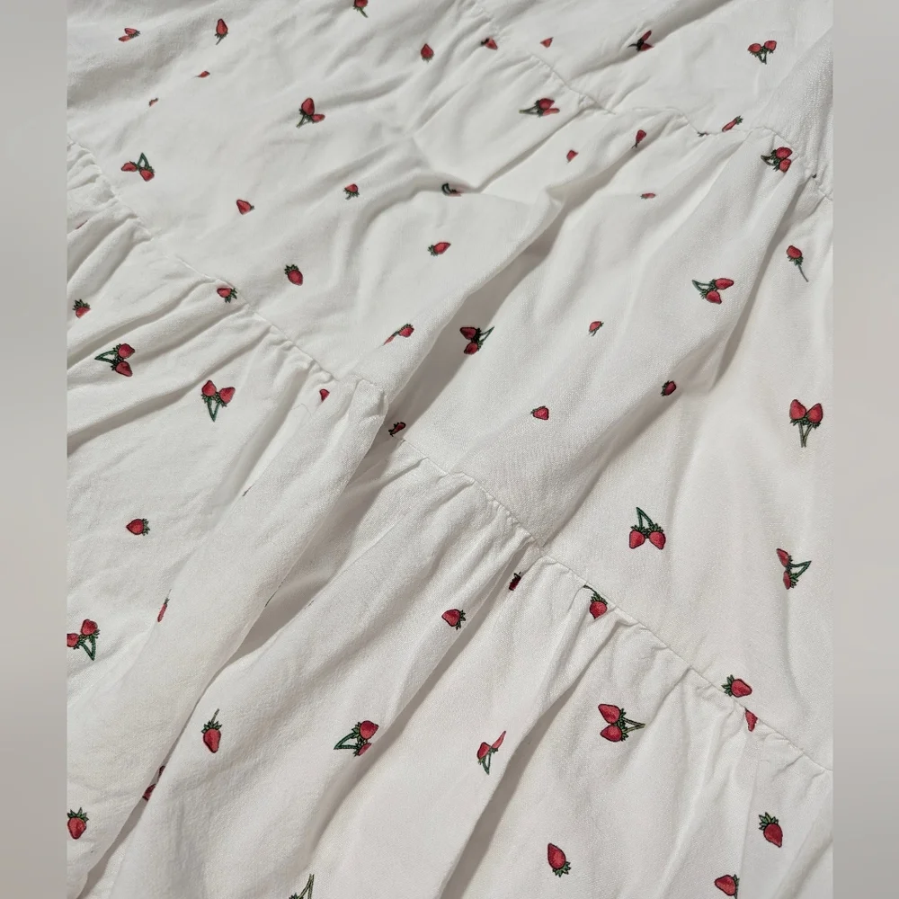 SO 🍓 Strawberry Tiered MIDI Dress - Plus Size 3X - Picture 8 of 13
